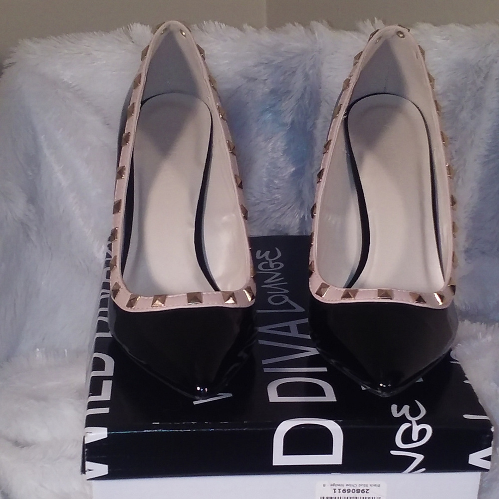 Black Stud Chloe Wedge